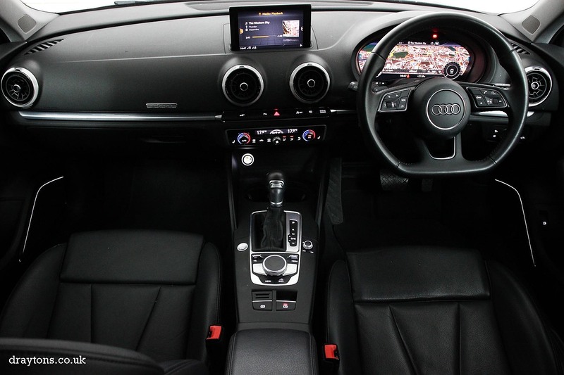 Audi 1.4 TFSIe 40 e-tron Sportback 5dr Petrol Plug-in Hybrid S Tronic Euro 6 (s/s) 8.8kWh (204 ps)