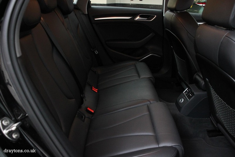 Audi 1.4 TFSIe 40 e-tron Sportback 5dr Petrol Plug-in Hybrid S Tronic Euro 6 (s/s) 8.8kWh (204 ps)