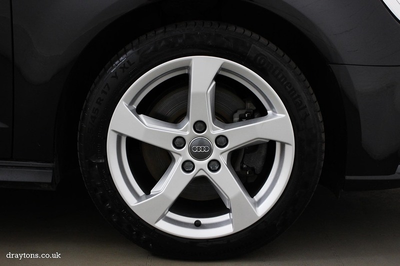 Audi 1.4 TFSIe 40 e-tron Sportback 5dr Petrol Plug-in Hybrid S Tronic Euro 6 (s/s) 8.8kWh (204 ps)