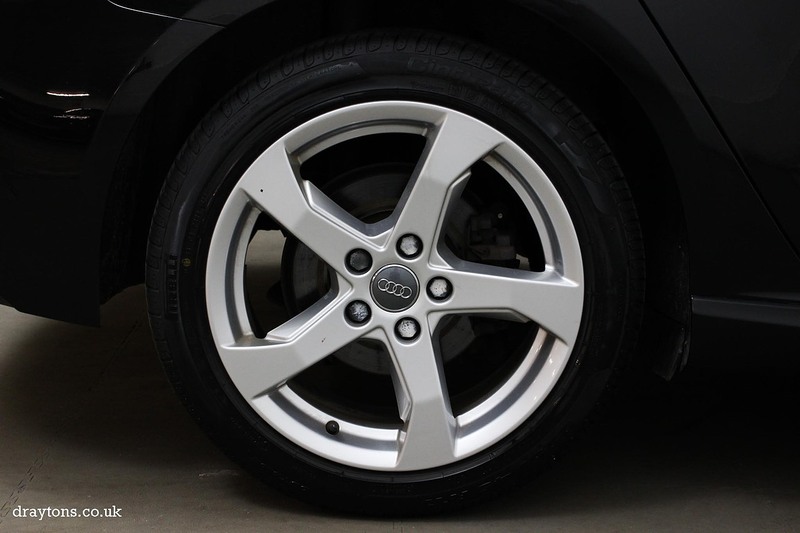 Audi 1.4 TFSIe 40 e-tron Sportback 5dr Petrol Plug-in Hybrid S Tronic Euro 6 (s/s) 8.8kWh (204 ps)
