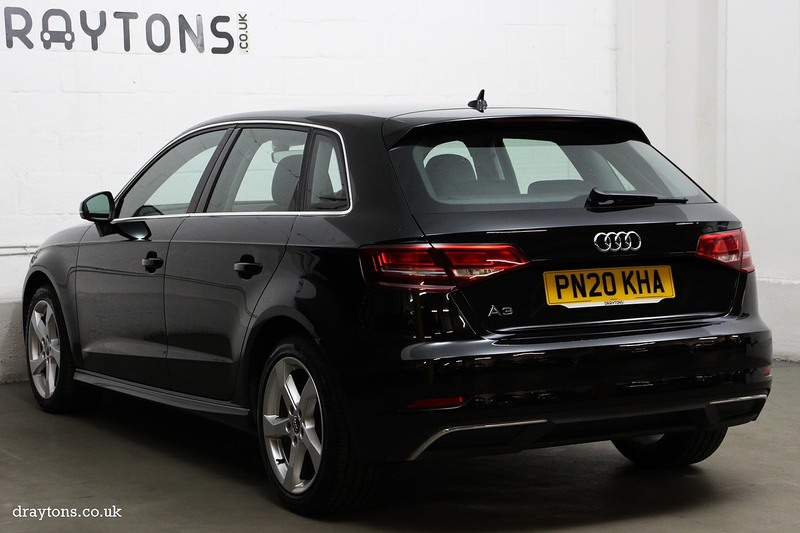 Audi 1.4 TFSIe 40 e-tron Sportback 5dr Petrol Plug-in Hybrid S Tronic Euro 6 (s/s) 8.8kWh (204 ps)