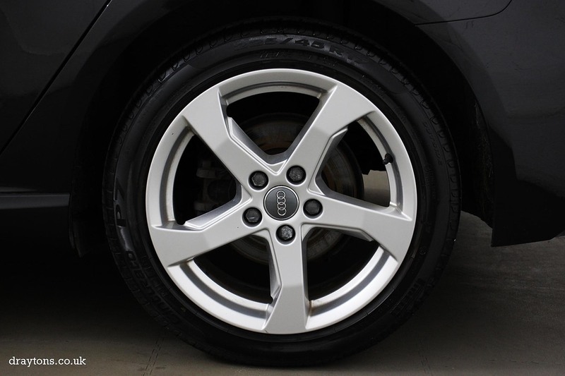Audi 1.4 TFSIe 40 e-tron Sportback 5dr Petrol Plug-in Hybrid S Tronic Euro 6 (s/s) 8.8kWh (204 ps)