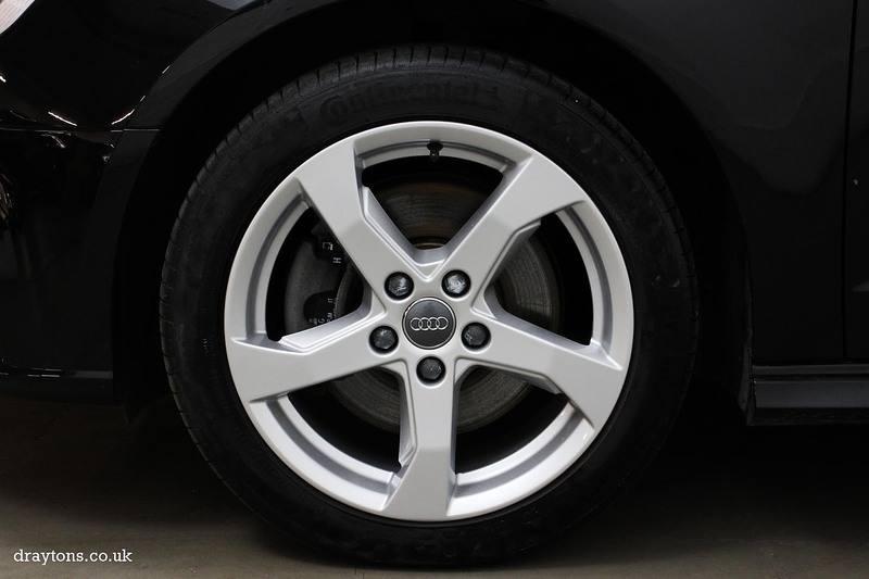 Audi 1.4 TFSIe 40 e-tron Sportback 5dr Petrol Plug-in Hybrid S Tronic Euro 6 (s/s) 8.8kWh (204 ps)
