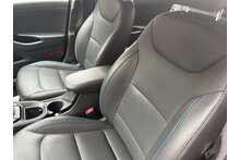 Hyundai 1.6 h-GD GPFi 8.9kWh Premium SE Hatchback 5dr Petrol Plug-in Hybrid DCT Euro 6 (s/s) (141 ps)