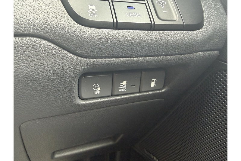 Hyundai 1.6 h-GD GPFi 8.9kWh Premium SE Hatchback 5dr Petrol Plug-in Hybrid DCT Euro 6 (s/s) (141 ps)