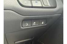 Hyundai 1.6 h-GD GPFi 8.9kWh Premium SE Hatchback 5dr Petrol Plug-in Hybrid DCT Euro 6 (s/s) (141 ps)