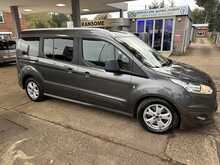 Ford Grand Tourneo Connect TDCi Titanium AUTO