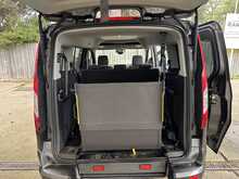 Ford Grand Tourneo Connect TDCi Titanium AUTO