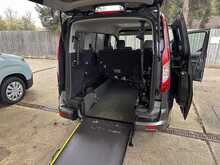 Ford Grand Tourneo Connect TDCi Titanium AUTO