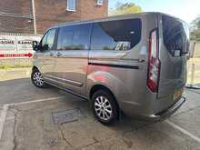 Ford Tourneo Custom 320 Titanium Ecoblue Auto