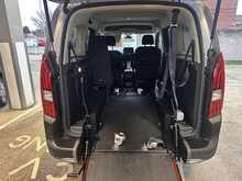 Peugeot Rifter BlueHDi Allure Wheelchair Access Vehicle