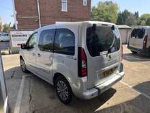 Peugeot Partner Tepee BlueHDi Allure