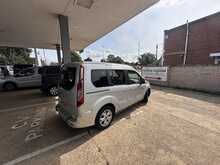 Ford Tourneo Connect TDCi Titanium Wheelchair Access Vehicle