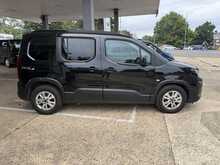 NEW SHAPE Peugeot Rifter BlueHDi Allure