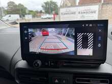 NEW SHAPE Peugeot Rifter BlueHDi Allure