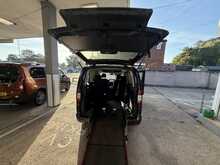 Ford Grand Tourneo Connect EcoBlue Titanium