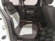 Citroen Berlingo BlueHDi Feel AUTO Wheelchair Access Vehicle