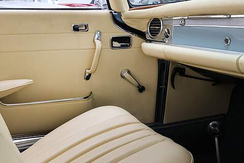 Mercedes-Benz 280SL Roadster W113 2.8 Convertible 0 Petrol