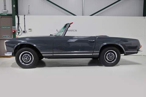 Mercedes-Benz 230 SL W113 2.3 2dr Roadster MANUAL PETROL