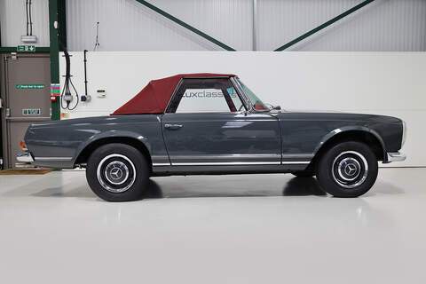 Mercedes-Benz 230 SL W113 2.3 2dr Roadster MANUAL PETROL