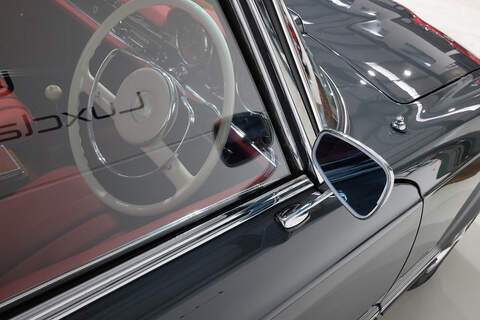 Mercedes-Benz 230 SL W113 2.3 2dr Roadster MANUAL PETROL