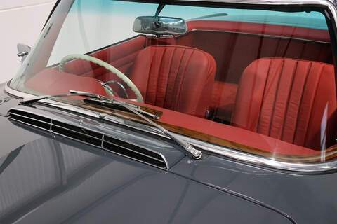 Mercedes-Benz 230 SL W113 2.3 2dr Roadster MANUAL PETROL