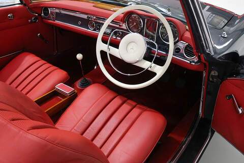 Mercedes-Benz 230 SL W113 2.3 2dr Roadster MANUAL PETROL