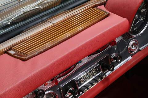 Mercedes-Benz 230 SL W113 2.3 2dr Roadster MANUAL PETROL