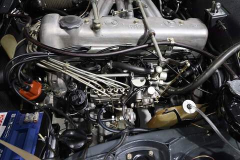 Mercedes-Benz 230 SL W113 2.3 2dr Roadster MANUAL PETROL