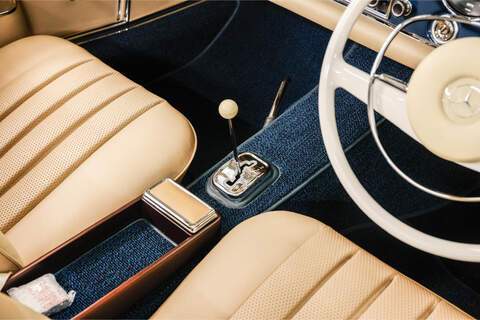 Mercedes-Benz W113 2.8 2dr Convertible AUTOMATIC Petrol