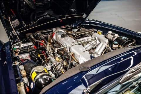 Mercedes-Benz W113 2.8 2dr Convertible 6-Speed Manual Petrol