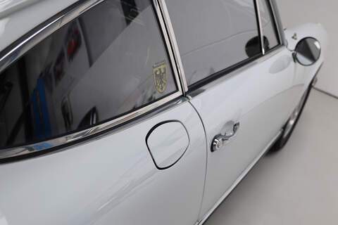 Porsche T 3.2 2dr Saloon Manual Petrol