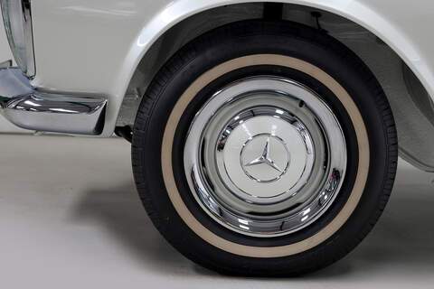 Mercedes-Benz 230SL W113 2.3 Roadster AUTOMATIC PETROL