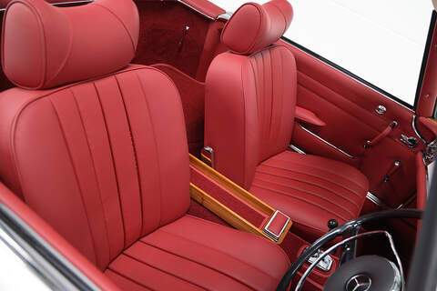 Mercedes-Benz 230SL W113 2.3 Roadster AUTOMATIC PETROL