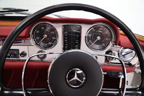 Mercedes-Benz 230SL W113 2.3 Roadster AUTOMATIC PETROL