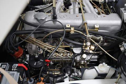 Mercedes-Benz 230SL W113 2.3 Roadster AUTOMATIC PETROL