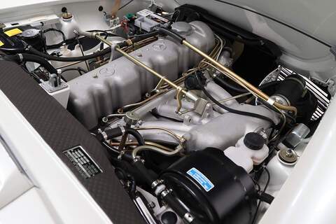 Mercedes-Benz 230SL W113 2.3 Roadster AUTOMATIC PETROL