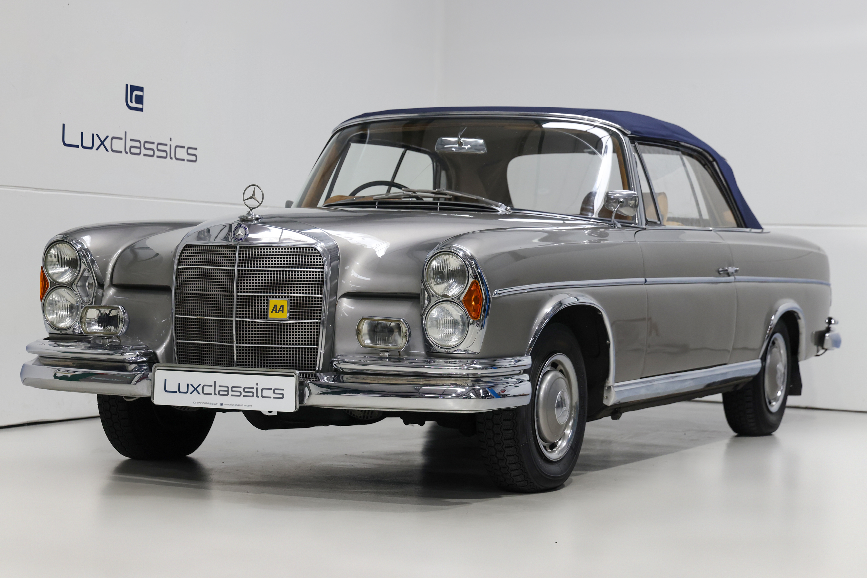 1966 MERCEDES 220SEB CONV...