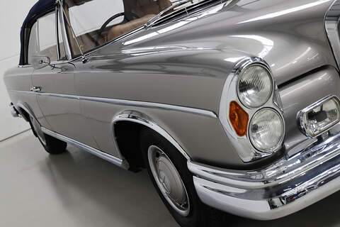 Mercedes-Benz 408D  Convertible 0.0  Petrol