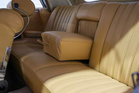 Mercedes-Benz 408D  Convertible 0.0  Petrol