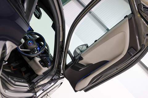 BMW COUPE Coupe 1.499 AUTO PETROL-ELECTRIC PLUGIN
