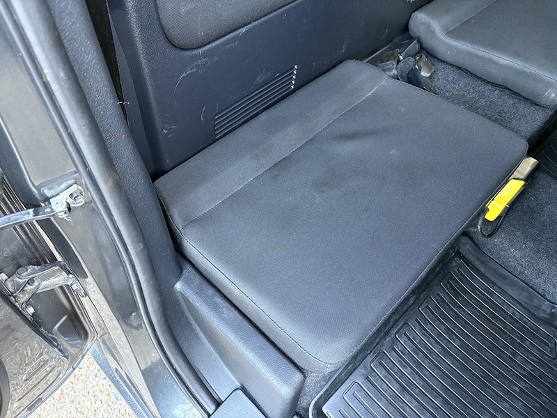 Toyota Active 4Wd D-4D Extra Cab 2.4 4dr Pick Up Manual Diesel