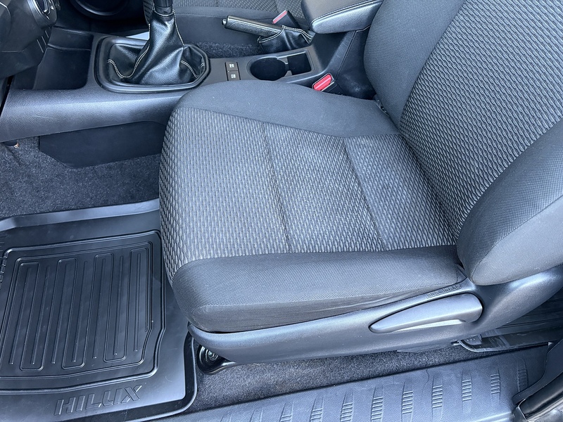 Toyota Active 4Wd D-4D Extra Cab 2.4 4dr Pick Up Manual Diesel