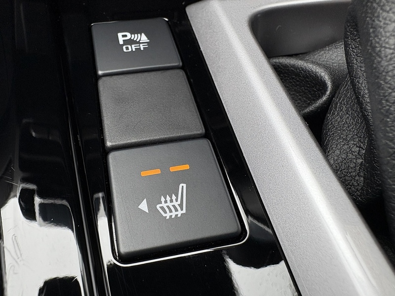 Isuzu 1.9 TD V-Cross 4dr Diesel Automatic 4WD Euro 6 (s/s) (164 ps)