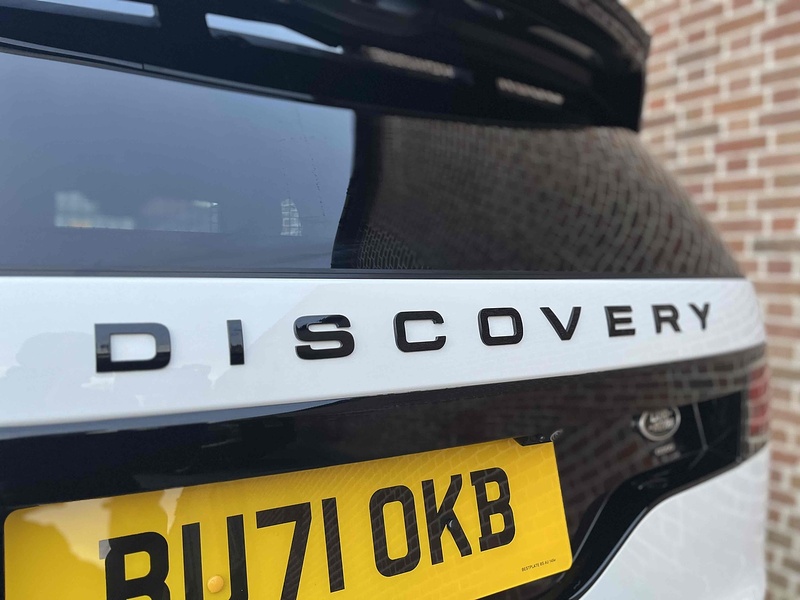 Land Rover 3.0 D300 MHEV HSE SUV 5dr Diesel Auto 4WD Euro 6 (s/s) (300 ps)