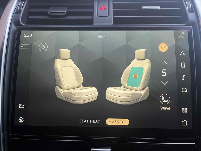 Land Rover 3.0 D300 MHEV HSE SUV 5dr Diesel Auto 4WD Euro 6 (s/s) (300 ps)