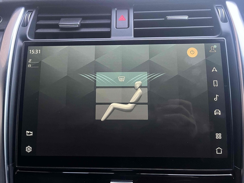 Land Rover 3.0 D300 MHEV HSE SUV 5dr Diesel Auto 4WD Euro 6 (s/s) (300 ps)