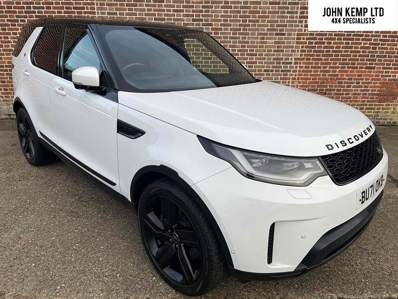 Land Rover 3.0 D300 MHEV HSE SUV 5dr Diesel Auto 4WD Euro 6 (s/s) (300 ps)