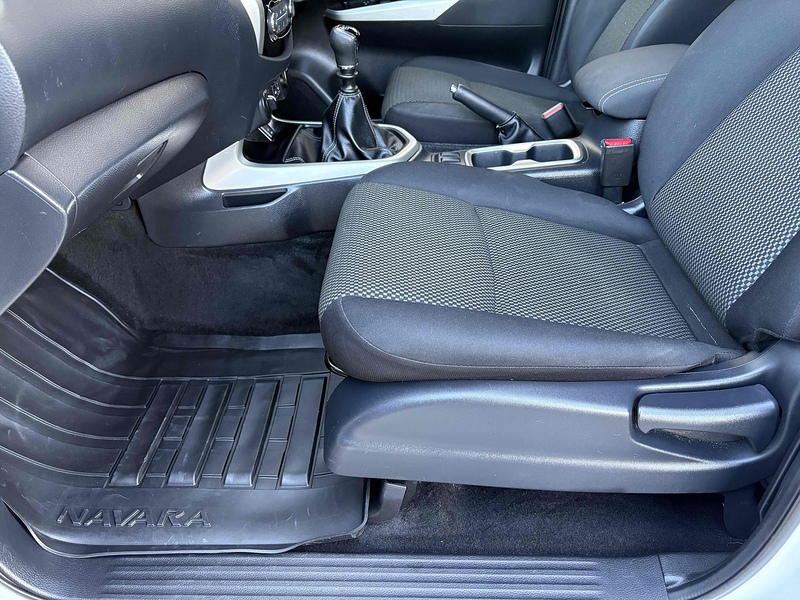 Nissan 2.3 dCi Acenta Pickup Double Cab 4dr Diesel Manual 4WD Euro 6 (s/s) (163 ps)