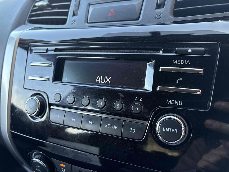 Nissan 2.3 dCi Acenta Pickup Double Cab 4dr Diesel Manual 4WD Euro 6 (s/s) (163 ps)